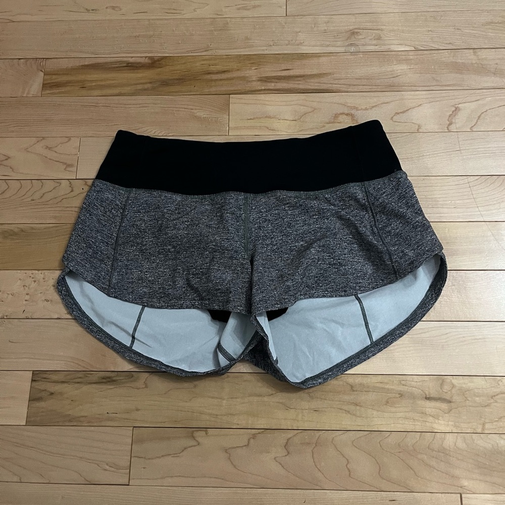 Lululemon Speed-Up Shorts Size 2 - image 3